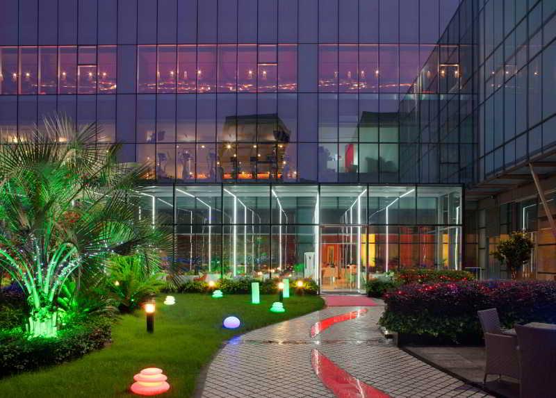 แกรนด์ เมอร์เคียว เซี่ยงไฮ้ เซ็นจูรี พาร์ค Hotel ภายนอก รูปภาพ